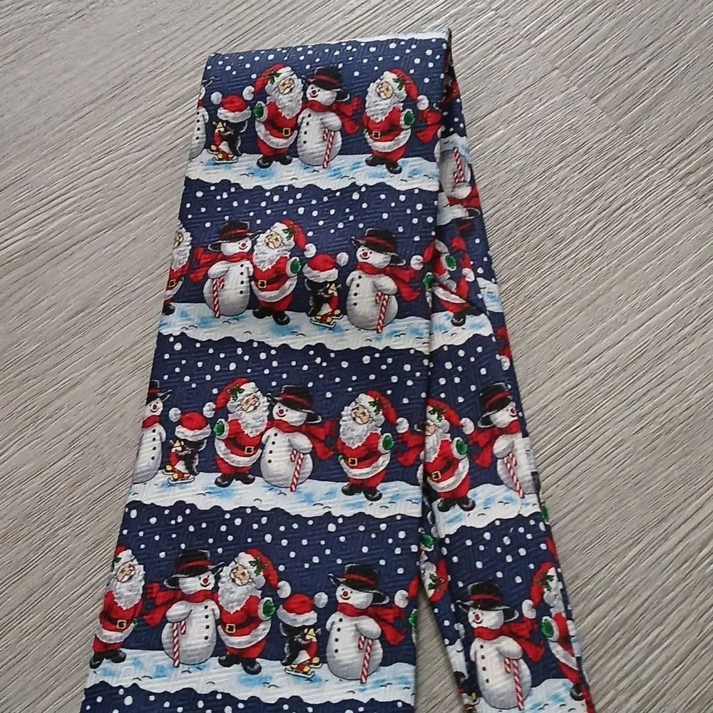 Festive Snowman Santa Penguin print holiday Christmas Tie NWOT